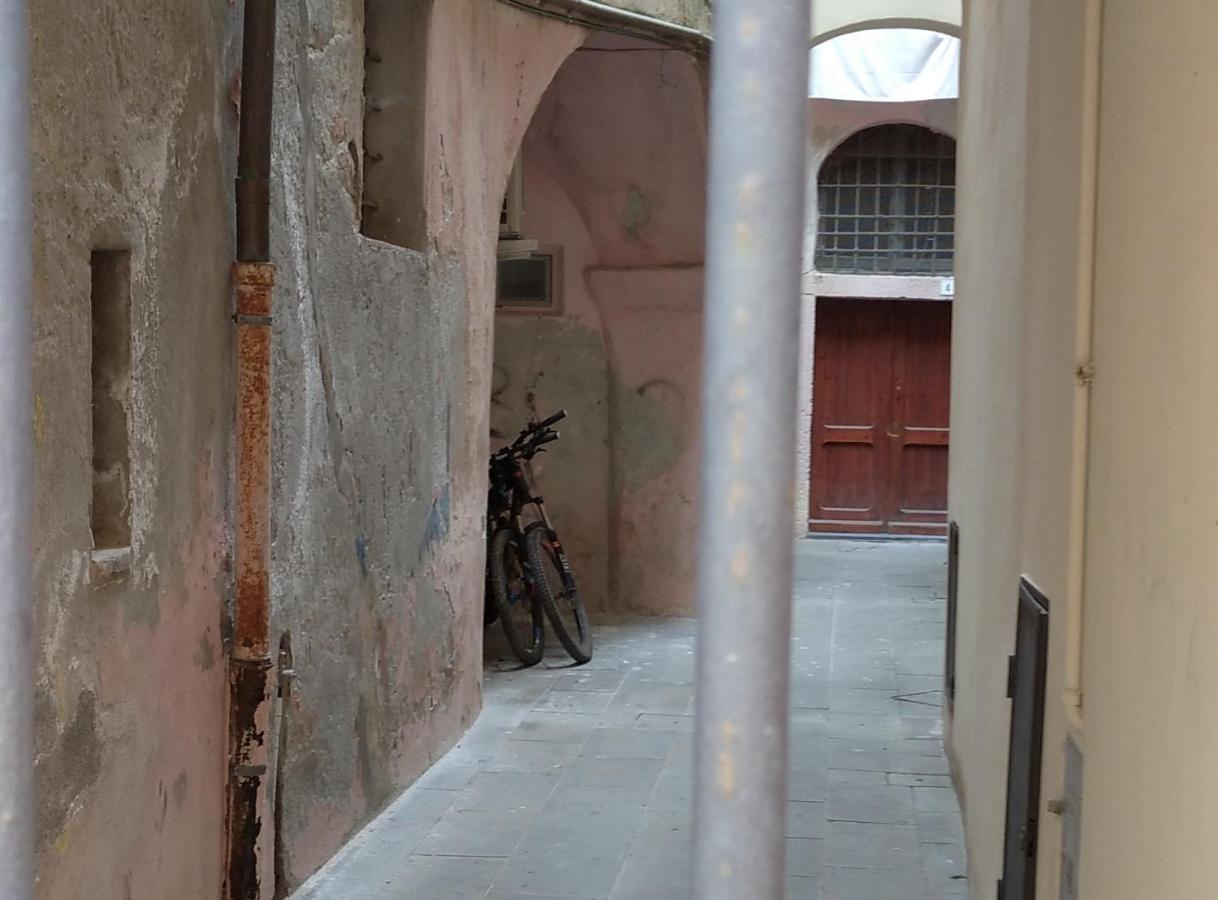 Ferienwohnung Casa Mariuccia A Due Passi Dal Mare Finale Ligure Exterior foto