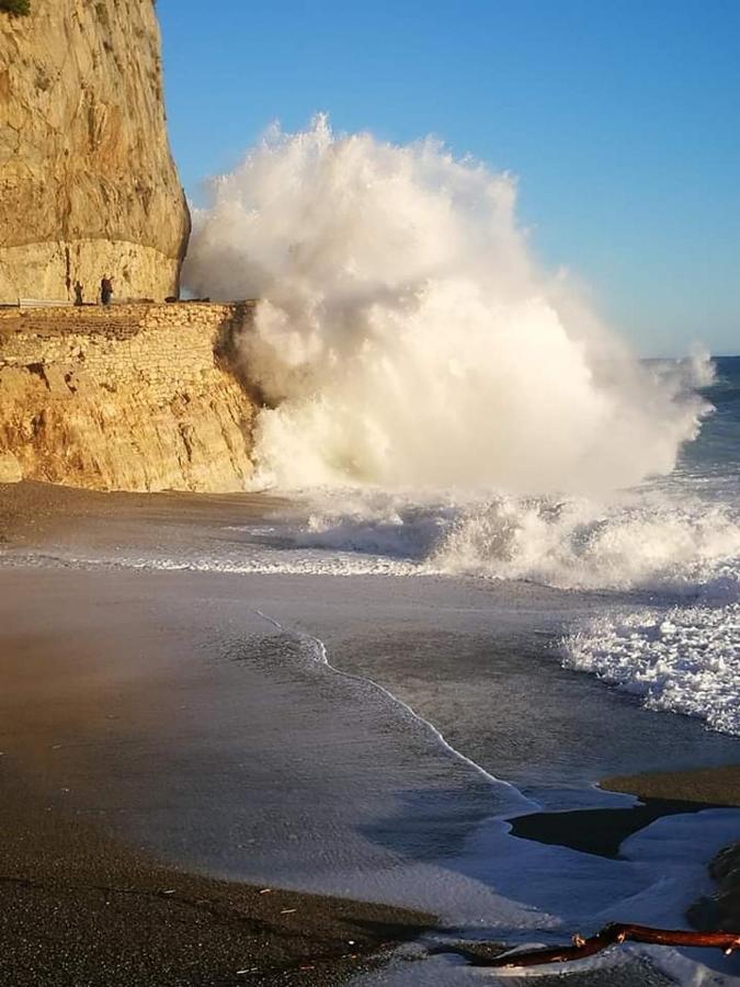 Ferienwohnung Casa Mariuccia A Due Passi Dal Mare Finale Ligure Exterior foto